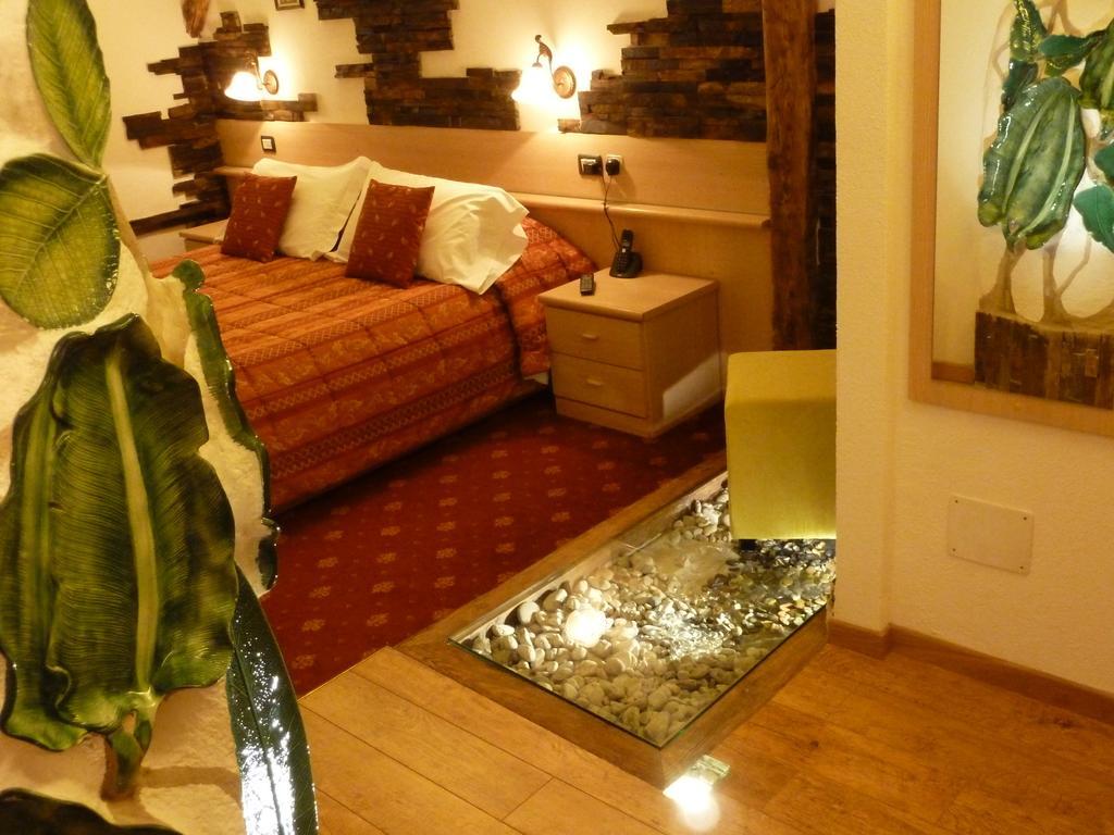 Hotel Ancora Castello-Molina di Fiemme Zimmer foto